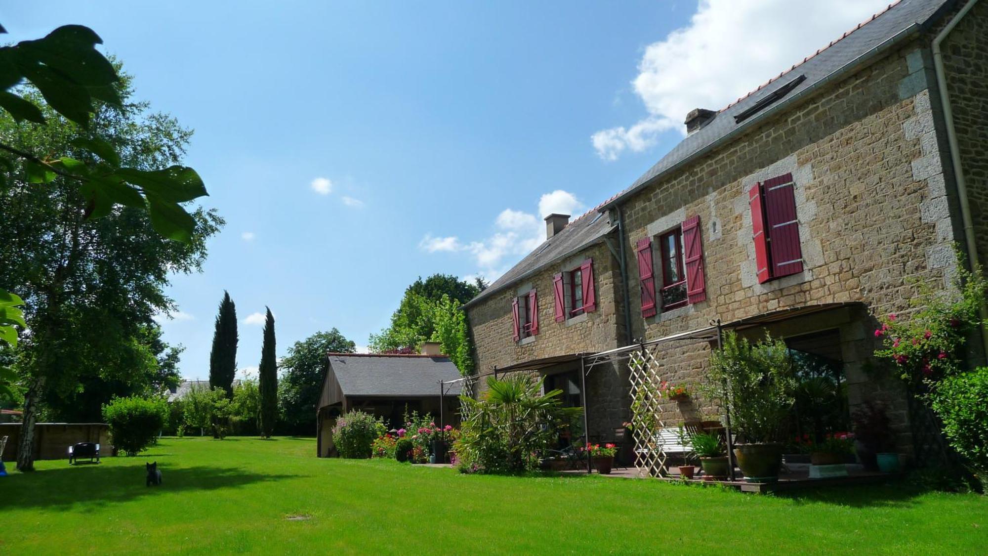 Chambres D'Hotes Le Bas Rassinoux Saint-Ouen-des-Alleux Buitenkant foto