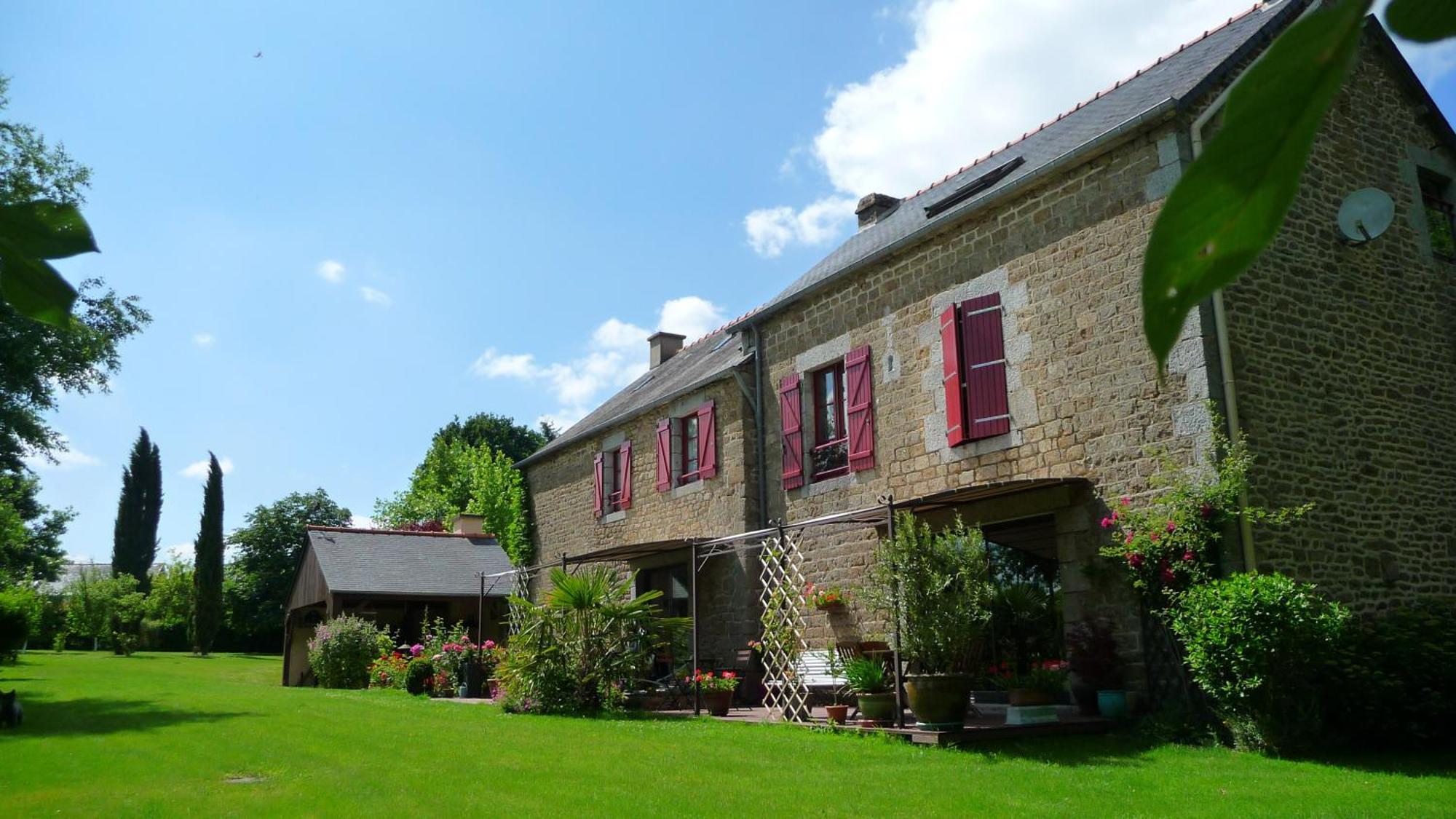Chambres D'Hotes Le Bas Rassinoux Saint-Ouen-des-Alleux Buitenkant foto